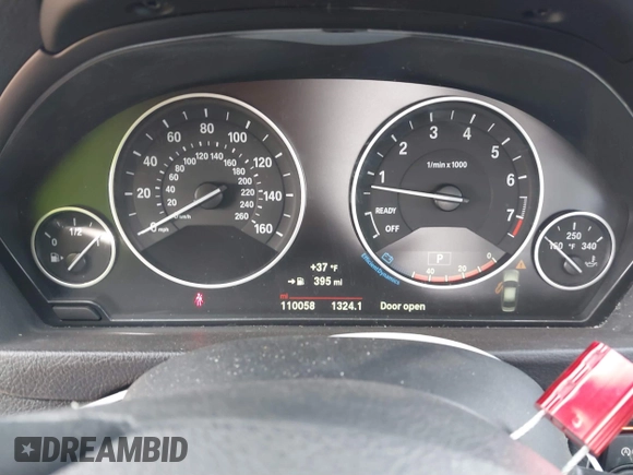 2018 BMW 3 Series 320i xDrive with VIN WBA8E5G53JNU45630, listed as a IAAI auction lot 41561495 with 110,058 mi miles. Bid and sale history available at carsss.com. Image 7.