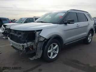 2019 Ford Explorer XLT with VIN 1FM5K7DHXKGA09853, listed as a IAAI auction lot 41597540 with 109,726 mi miles. Bid and sale history available at carsss.com. Image 2.