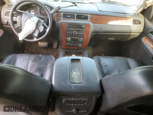 2008 Chevrolet Suburban LT w/2LT with VIN 3GNFC16048G195940, listed as a Copart auction lot 76614334 with Not Provided miles and Salvage Title. Bid and sale history available at carsss.com. Image 8.