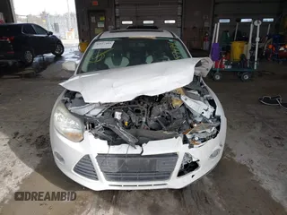 2013 Ford Focus SE with VIN 1FADP3F21DL306920, listed as a IAAI auction lot 41657484 with 172,116 mi miles. Bid and sale history available at carsss.com. Image 12.