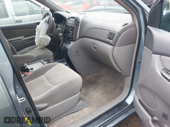 2008 Toyota Sienna CE with VIN 5TDZK23C58S177543, listed as a IAAI auction lot 41848850 with 226,347 mi miles. Bid and sale history available at carsss.com. Image 5.