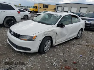 2011 Volkswagen Jetta SE с VIN 3VWDX7AJ2BM378881, выставлен на аукционе Copart как лот 54530245 с пробегом 138 348 миль миль и Списание • Salvage title. История ставок и продаж доступна на DreamBid. Изображение 1.