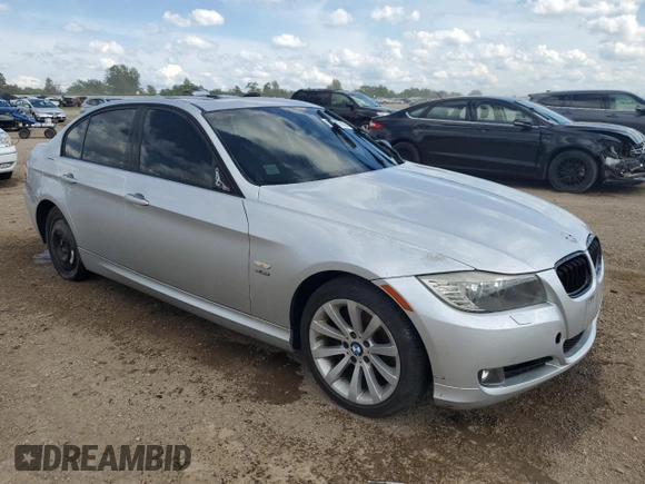 2011 BMW 3 Series 328i xDrive with VIN WBAPK5G57BNN31318, listed as a Copart auction lot 61127785 with Not provided miles and Salvage title. Bid and sale history available at DreamBid. Image 4.