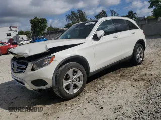 2018 Mercedes-Benz GLC with VIN WDC0G4JB0JV031380, listed as a Copart auction lot 45363465 with 58,077 mi miles and Salvage Title. Bid and sale history available at carsss.com. Image 1.