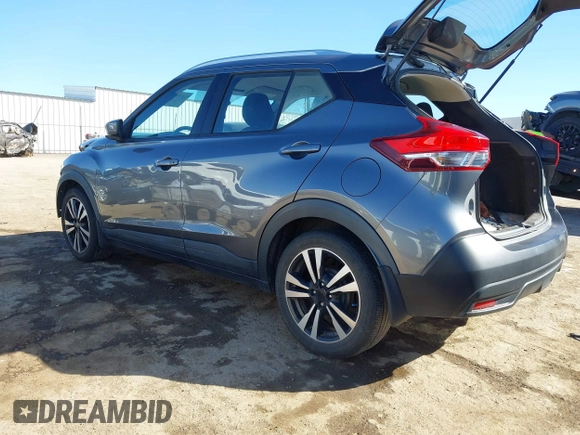 2018 Nissan Kicks S with VIN 3N1CP5CU4JL512601, listed as a IAAI auction lot 41737969 with 106,195 mi miles and . Bid and sale history available at DreamBid. Image 3.