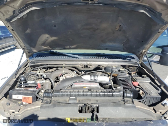 2003 Ford Super Duty F-250 XL with VIN 1FTNW21PX3EB41306, listed as a Copart auction lot 43257625 with 105,683 mi miles and Salvage Title. Bid and sale history available at carsss.com. Image 11.