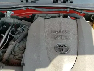 2018 Toyota Tacoma SR with VIN 3TMCZ5AN0JM137769, listed as a Copart auction lot 68916255 with 86,736 mi miles and Salvage title. Bid and sale history available at DreamBid. Image 15.