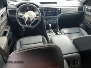 2021 Volkswagen Atlas SE z VIN 1V2DC2CA4MC205249, wystawiony jako Copart lot #52105575 z przebiegiem 54 134 mil mil oraz Szkoda całkowita • Salvage title. Historia ofert i sprzedaży dostępna na DreamBid. Obrazek 8.