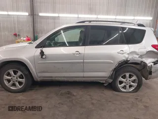 2010 Toyota RAV4 Ltd with VIN JTMDK4DV6A5085133, listed as a IAAI auction lot 41602915 with 160,749 mi miles. Bid and sale history available at carsss.com. Image 15.