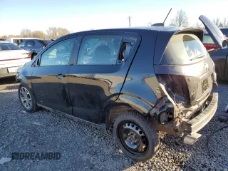 2020 Chevrolet Sonic LT z VIN 1G1JD6SB6L4136715, wystawiony jako Copart lot #87250844 z przebiegiem 61 264 mil mil oraz Szkoda całkowita • Salvage title. Historia ofert i sprzedaży dostępna na DreamBid. Obrazek 2.