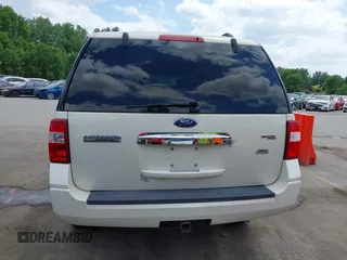 2008 Ford Expedition Limited с VIN 1FMFU205X8LA00518, выставлен на аукционе IAAI как лот 42255630 с пробегом 189 808 миль миль и . История ставок и продаж доступна на DreamBid. Изображение 16.