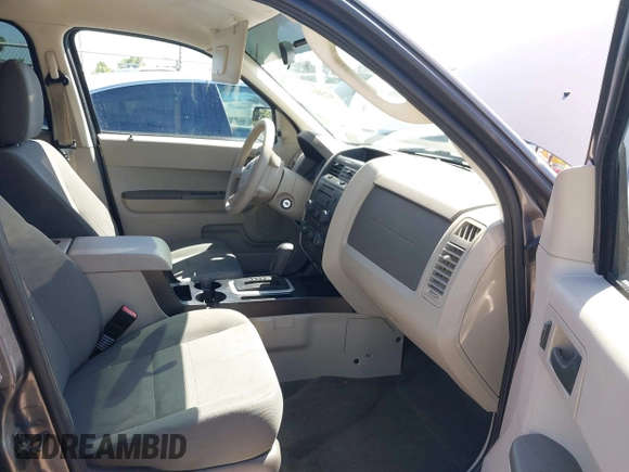 2012 Ford Escape XLS with VIN 1FMCU0C71CKC46148, listed as a IAAI auction lot 42303331 with 43,027 mi miles and . Bid and sale history available at DreamBid. Image 5.