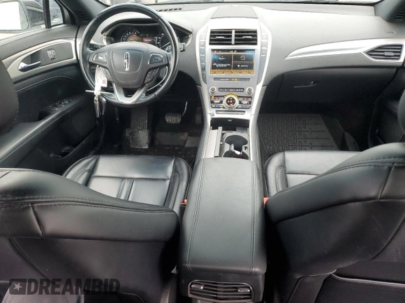 2019 Lincoln MKZ Standard with VIN 3LN6L5A91KR623587, listed as a Copart auction lot 43203785 with 31,521 mi miles and Clean Title. Bid and sale history available at carsss.com. Image 8.