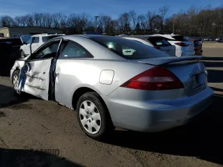 2003 Honda Accord LX with VIN 1HGCM82203A004807, listed as a Copart auction lot 87404564 with 176,488 mi miles and Salvage title. Bid and sale history available at DreamBid. Image 2.