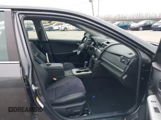 2012 Toyota Camry SE with VIN 4T1BK1FK3CU517724, listed as a IAAI auction lot 41863249 with 580,000 mi miles. Bid and sale history available at carsss.com. Image 5.