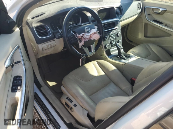 2015 Volvo S60 T5 Drive-E Platinum with VIN YV140MFD8F1301468, listed as a Copart auction lot 89196925 with Not Provided miles and Salvage Title. Bid and sale history available at carsss.com. Image 8.