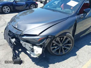 2023 Lexus IS 350 F Sport z VIN JTHGZ1B27P5063424, wystawiony jako IAAI lot #42233332 z przebiegiem 61 589 mil mil oraz . Historia ofert i sprzedaży dostępna na DreamBid. Obrazek 6.