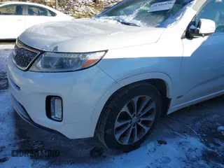2014 Kia Sorento SX Limited with VIN 5XYKWDA73EG520883, listed as a IAAI auction lot 41391858 with 98,762 mi miles. Bid and sale history available at carsss.com. Image 18.