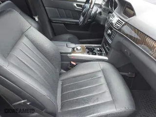 2015 Mercedes-Benz E-Class E 350 Luxury with VIN WDDHF8JB7FB163506, listed as a IAAI auction lot 40734709 with 87,059 mi miles. Bid and sale history available at carsss.com. Image 5.