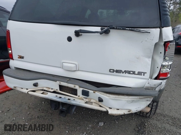 2004 Chevrolet Tahoe LS with VIN 1GNEK13ZX4R308382, listed as a IAAI auction lot 41901448 with 205,922 mi miles. Bid and sale history available at carsss.com. Image 12.
