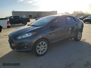 2019 Ford Fiesta SE with VIN 3FADP4BJ2KM137747, listed as a Copart auction lot 48131655 with 72,445 mi miles and Clean Title. Bid and sale history available at carsss.com. Image 1.