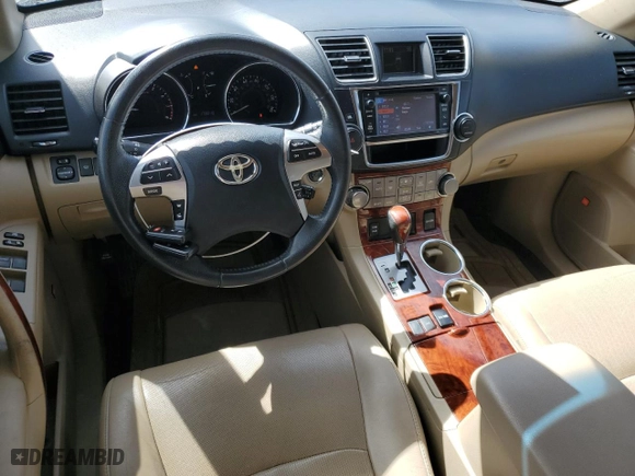 2013 Toyota Highlander Limited with VIN 5TDYK3EH9DS115678, listed as a Copart auction lot 50082535 with 178,216 mi miles and Clean Title. Bid and sale history available at carsss.com. Image 8.