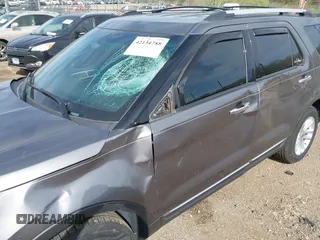 2011 Ford Explorer XLT z VIN 1FMHK8D86BGA56011, wystawiony jako IAAI lot #42134788 z przebiegiem 114 652 mil mil oraz . Historia ofert i sprzedaży dostępna na DreamBid. Obrazek 6.