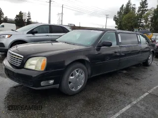 2005 Cadillac DeVille Limousine z VIN 1GEEH90Y05U550363, wystawiony jako Copart lot #55697945 z przebiegiem 47 196 mil mil oraz Czysty tytuł • Clean title. Historia ofert i sprzedaży dostępna na DreamBid. Obrazek 1.