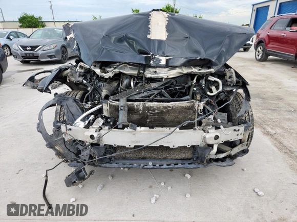 2016 Mercedes-Benz C 300 Luxury with VIN 55SWF4KB2GU110217, listed as a Copart auction lot 60351365 with Not provided miles and Salvage title. Bid and sale history available at DreamBid. Image 5.