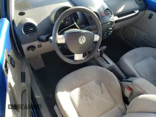 2004 Volkswagen New Beetle Coupe GLS with VIN 3VWCK31C84M416945, listed as a Copart auction lot 82093044 with 110,090 mi miles and Salvage Title. Bid and sale history available at carsss.com. Image 8.