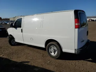2013 Chevrolet Express Cargo с VIN 1GCZGTCBXD1120969, выставлен на аукционе Copart как лот 76151454 с пробегом 130 963 миль миль и Списание • Salvage title. История ставок и продаж доступна на DreamBid. Изображение 2.
