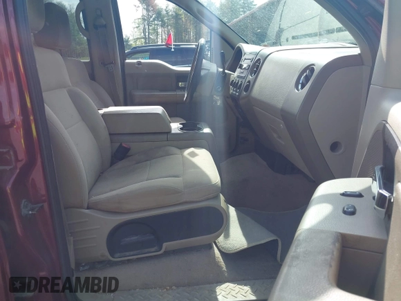 2006 Ford F-150 XLT with VIN 1FTPW14576FA76281, listed as a IAAI auction lot 42139878 with 175,555 mi miles and . Bid and sale history available at carsss.com. Image 5.