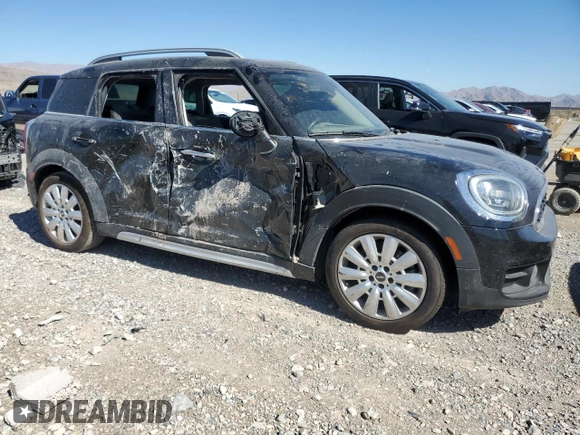 2017 MINI Countryman Cooper S with VIN WMZYT5C35H3D78941, listed as a Copart auction lot 66526844 with 107,838 mi miles and Salvage title. Bid and sale history available at DreamBid. Image 4.