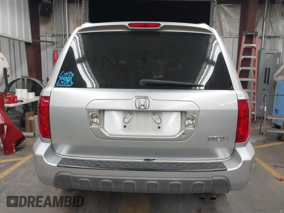 2005 Honda Pilot EX-L with VIN 5FNYF18575B064830, listed as a IAAI auction lot 41825259 with 250,467 mi miles. Bid and sale history available at carsss.com. Image 17.