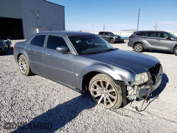 2006 Chrysler 300 C SRT8 with VIN 2C3KA73W16H417442, listed as a Copart auction lot 88268995 with 181,438 mi miles and Salvage Title. Bid and sale history available at carsss.com. Image 4.