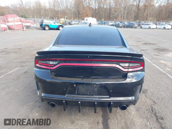 2020 Dodge Charger SRT Hellcat z VIN 2C3CDXL91LH128675, wystawiony jako IAAI lot #40805177 z przebiegiem 43 619 mil mil oraz . Historia ofert i sprzedaży dostępna na DreamBid. Obrazek 16.