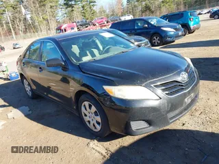 2011 Toyota Camry LE z VIN 4T4BF3EK1BR148111, wystawiony jako IAAI lot #40889227 z przebiegiem 228 026 mil mil oraz . Historia ofert i sprzedaży dostępna na DreamBid. Obrazek 1.