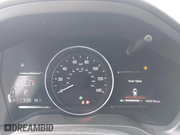 2019 Honda HR-V EX-L with VIN 3CZRU6H7XKM701638, listed as a IAAI auction lot 41900647 with 32,618 mi miles. Bid and sale history available at carsss.com. Image 7.