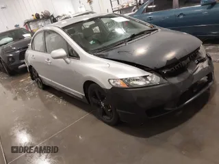 2009 Honda Civic LX z VIN 2HGFA16559H320179, wystawiony jako IAAI lot #41793459 z przebiegiem 172 878 mil mil oraz . Historia ofert i sprzedaży dostępna na DreamBid. Obrazek 1.