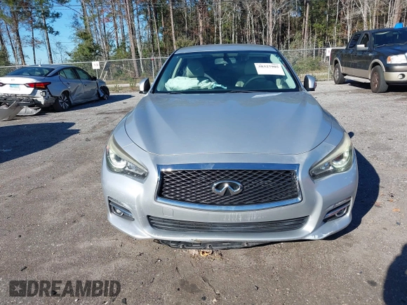 2015 Infiniti Q50 with VIN JN1BV7AP3FM335840, listed as a IAAI auction lot 38327905 with 100,276 mi miles. Bid and sale history available at carsss.com. Image 6.