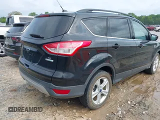 2014 Ford Escape SE с VIN 1FMCU0GX3EUC51112, выставлен на аукционе IAAI как лот 42033240 с пробегом 67 208 миль миль и . История ставок и продаж доступна на DreamBid. Изображение 4.