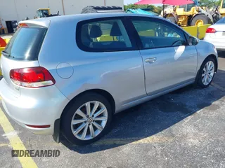 2012 Volkswagen Golf TDI w/Tech Pkg z VIN WVWMM7AJXCW111761, wystawiony jako IAAI lot #42322308 z przebiegiem 138 743 mil mil oraz . Historia ofert i sprzedaży dostępna na DreamBid. Obrazek 4.