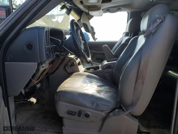 2003 Chevrolet Tahoe LT with VIN 1GNEC13Z83R126529, listed as a Copart auction lot 48172555 with 275,509 mi miles and Salvage Title. Bid and sale history available at carsss.com. Image 7.