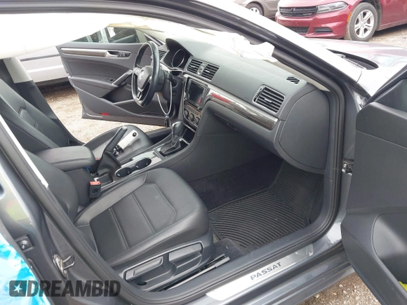 2017 Volkswagen Passat SE with VIN 1VWGT7A32HC061803, listed as a IAAI auction lot 42546429 with 68,093 mi miles and . Bid and sale history available at DreamBid. Image 5.