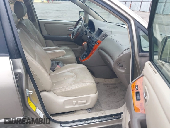 2002 Lexus RX 300 z VIN JTJHF10U920248564, wystawiony jako IAAI lot #42286016 z przebiegiem 137 595 mil mil oraz . Historia ofert i sprzedaży dostępna na DreamBid. Obrazek 5.
