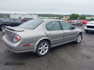2002 Nissan Maxima GXE z VIN JN1DA31D32T437223, wystawiony jako IAAI lot #42274090 z przebiegiem 111 791 mil mil oraz . Historia ofert i sprzedaży dostępna na DreamBid. Obrazek 4.