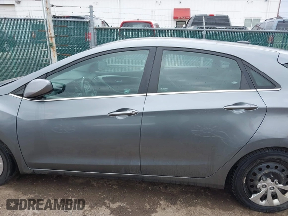 2016 Hyundai Elantra GT with VIN KMHD35LH0GU309974, listed as a IAAI auction lot 42029956 with 139,431 mi miles. Bid and sale history available at carsss.com. Image 15.