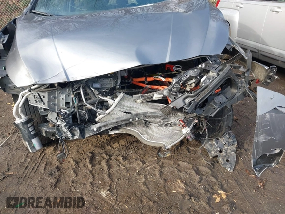 2022 Nissan LEAF SV Plus with VIN 1N4BZ1CV8NC559061, listed as a IAAI auction lot 41487798 with Not Provided miles and . Bid and sale history available at DreamBid. Image 6.