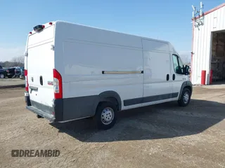 2018 Ram ProMaster Cargo with VIN 3C6URVJG0JE153588, listed as a IAAI auction lot 41726532 with 86,305 mi miles. Bid and sale history available at carsss.com. Image 4.