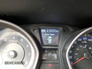 2014 Hyundai Elantra GT GLS with VIN KMHD35LH4EU205761, listed as a Copart auction lot 77116964 with 215,372 mi miles and Clean Title. Bid and sale history available at carsss.com. Image 9.